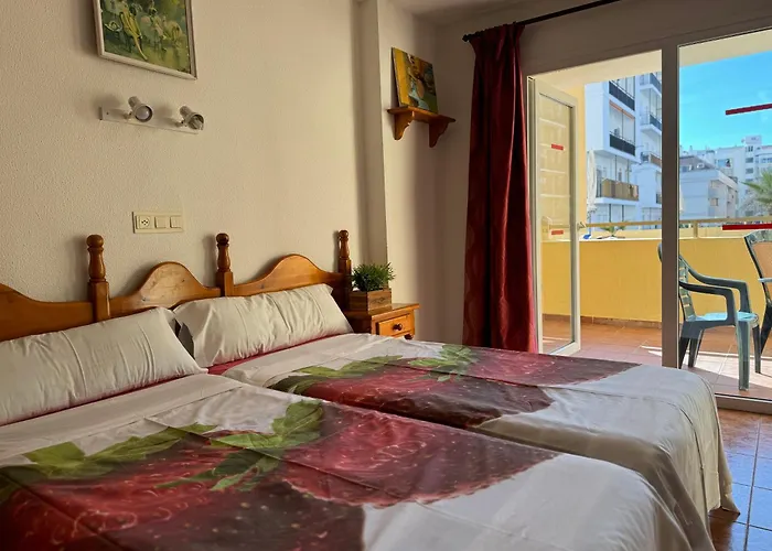 Apartamentos Turisticos Yamasol